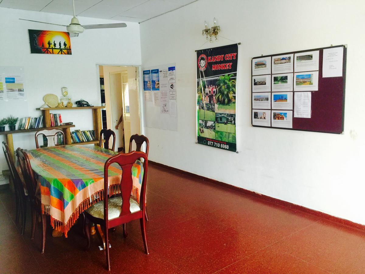 Colombo City Jumbo Backpackers Hostel ภายนอก รูปภาพ